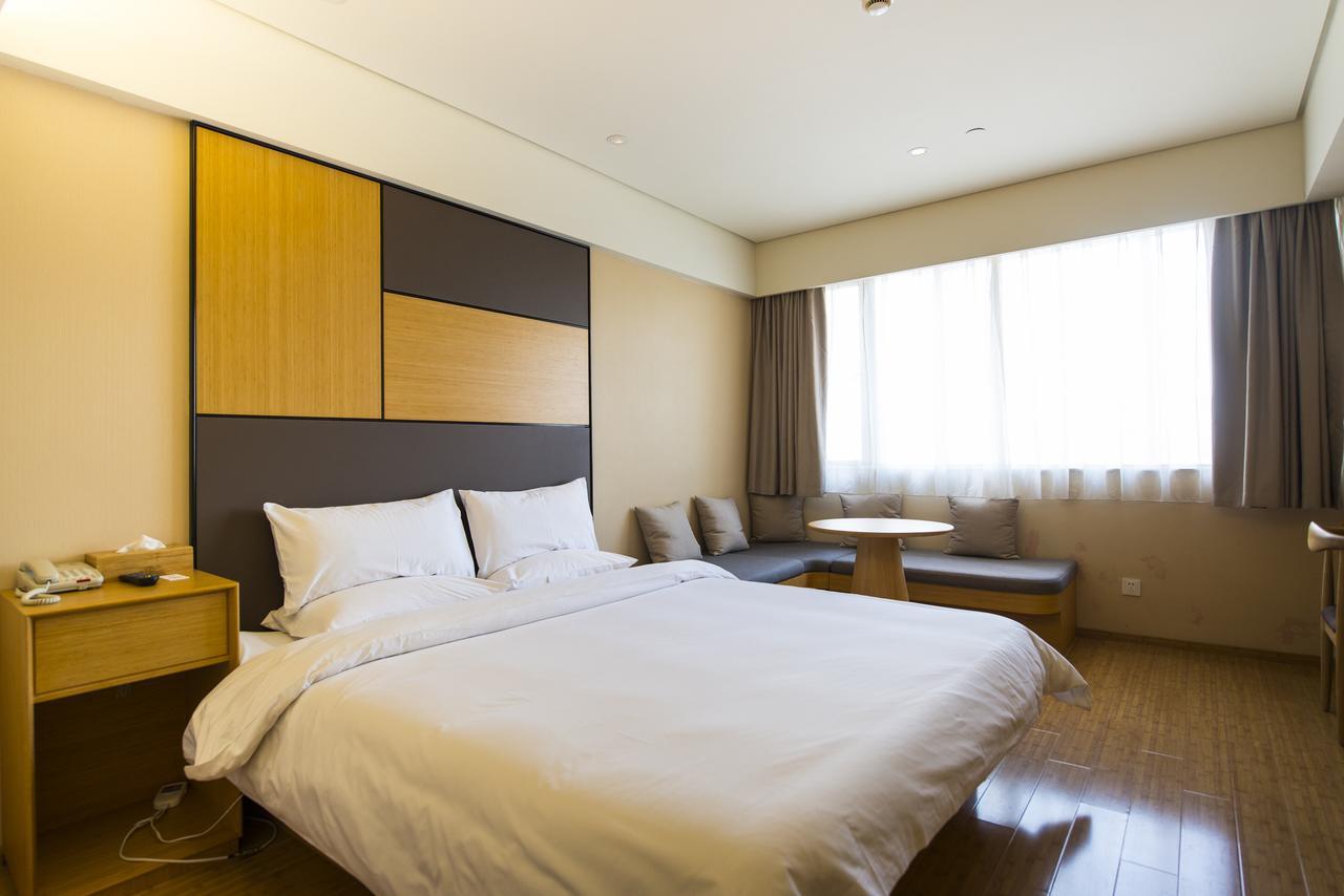 7 Days Inn Shanghai Minhang Dongchuan Road Jiaotong University Exterior foto