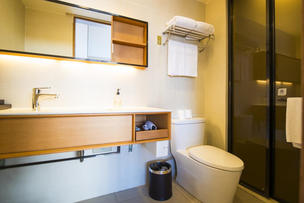 7 Days Inn Shanghai Minhang Dongchuan Road Jiaotong University Exterior foto